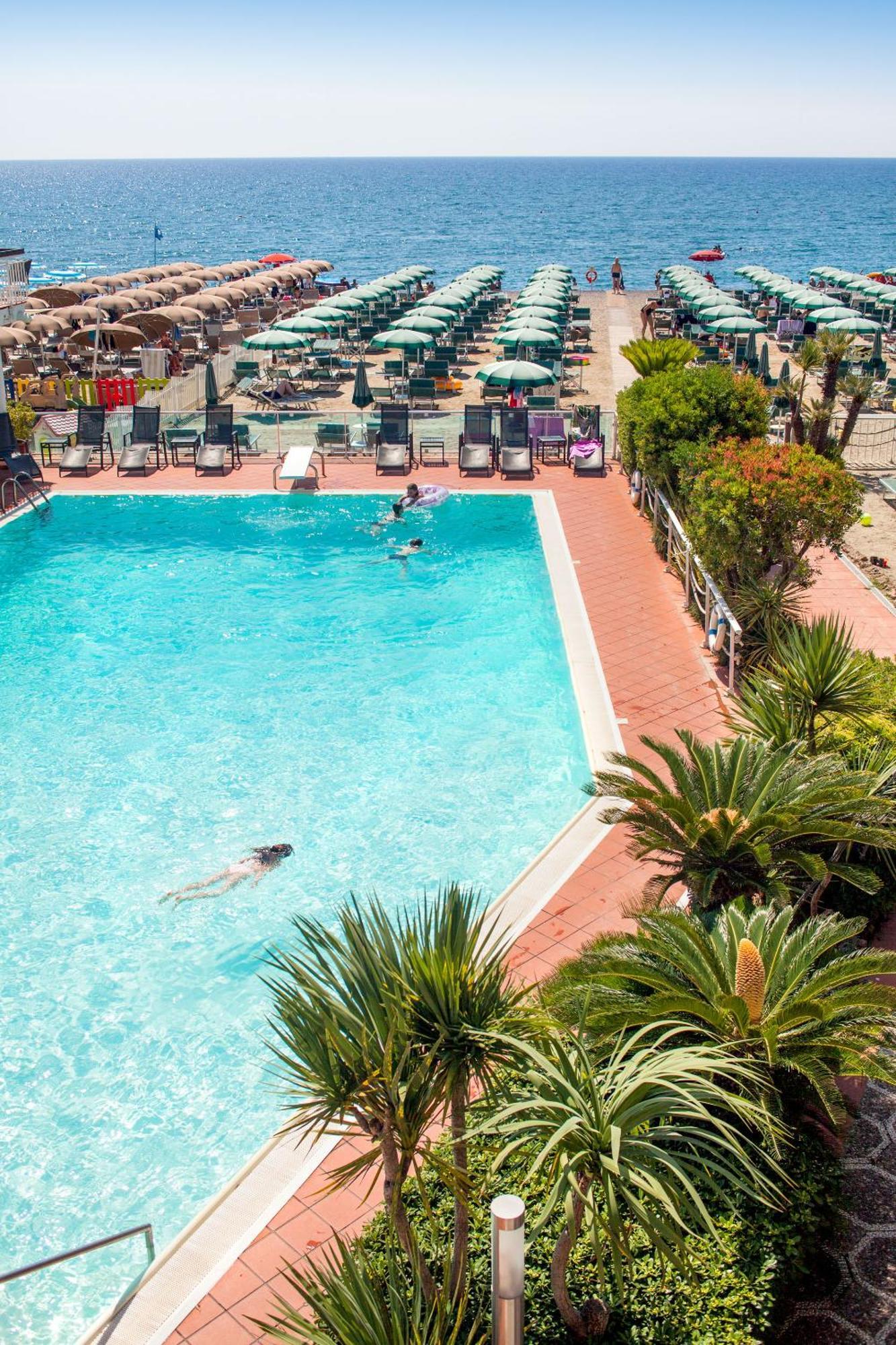 Hotel Gabriella Diano Marina Eksteriør bilde