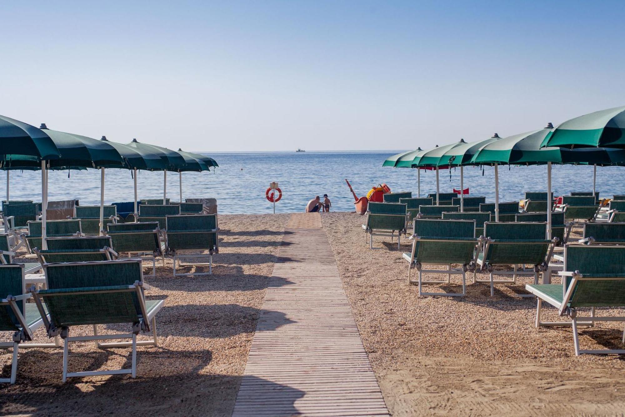 Hotel Gabriella Diano Marina Eksteriør bilde
