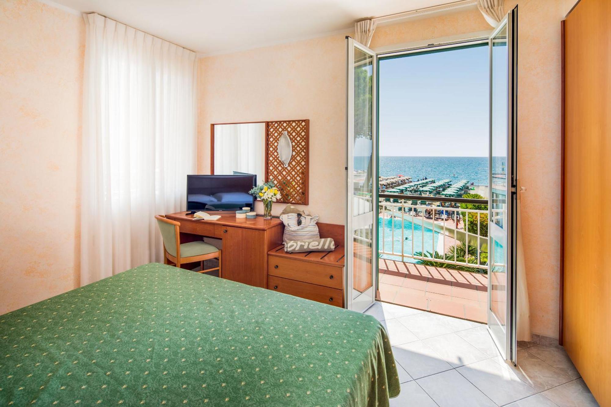 Hotel Gabriella Diano Marina Eksteriør bilde